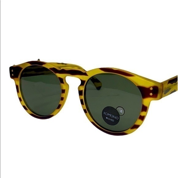 KOMONO Women’s Clement Safari Sunglasses - Picture 8 of 15